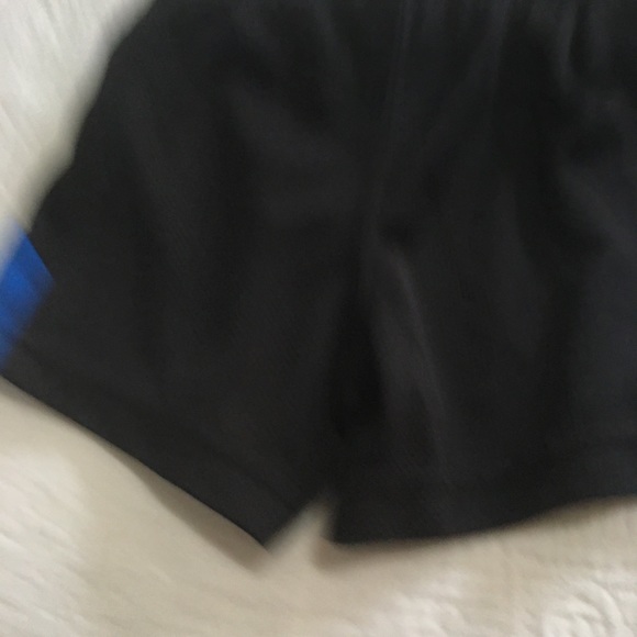 6-12m (4/$20) Sporty Tank and Shorts Set by Athletic Works - Picture 7 of 10